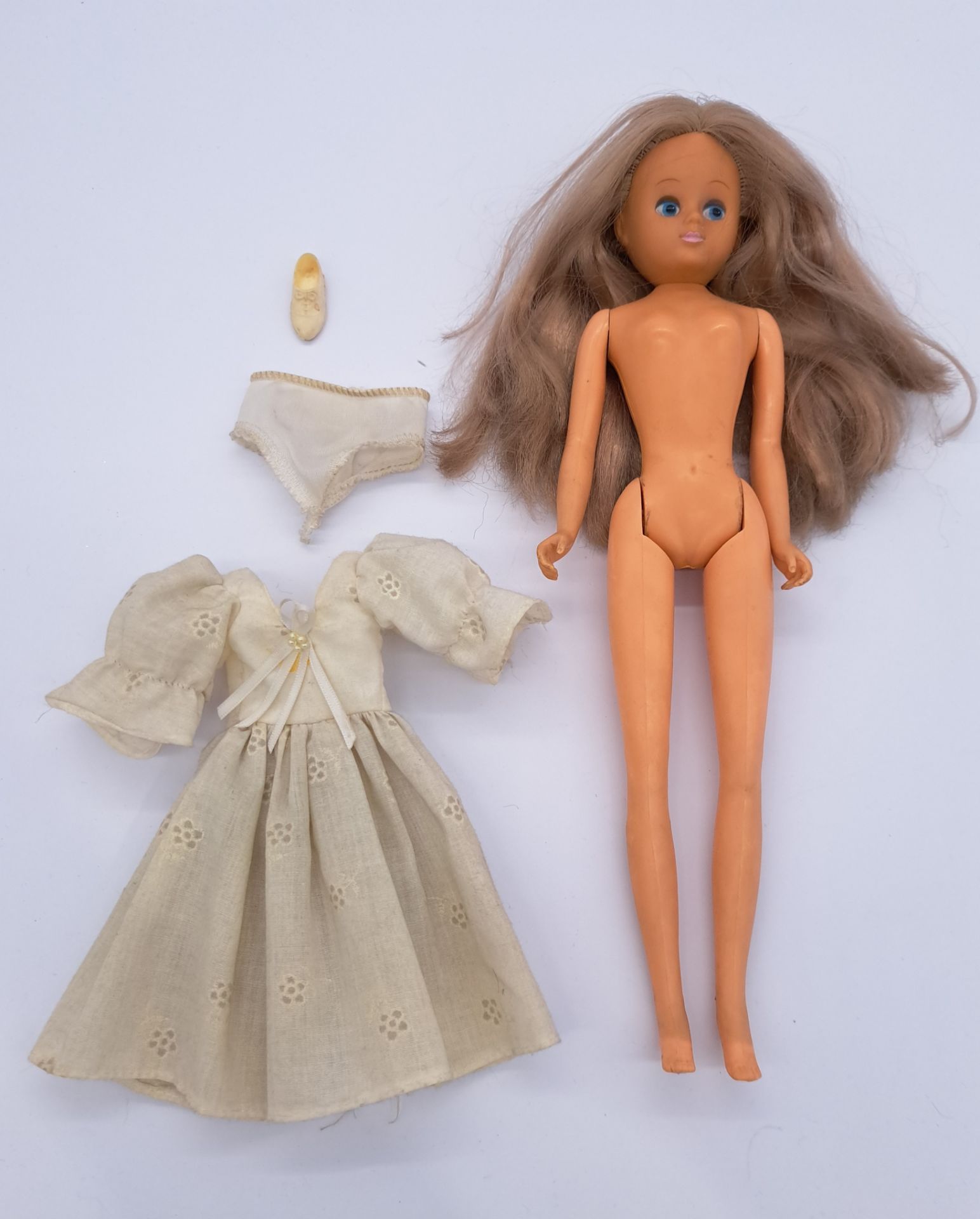 Model/Flair Toys Daisy Long Legs Doll by Mary Quant