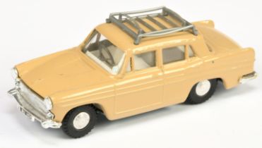 Triang Spot On 184 Austin A60 Cambridge - Beige Body, white interior with grey steering wheel, ch...