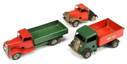 Triang Minic Clockwork Group Of 3 To Include - (1) 10M Open Back Truck - Red & Green, (2) 23M Tip...