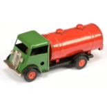 Triang Minic Clockwork 15M Forward Control tanker - Green, red tanker and Hub