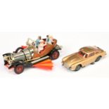 Corgi Toys 261 "James Bond" Aston Martin "Goldfinger" - Gold Body, red interior with "James Bond"...