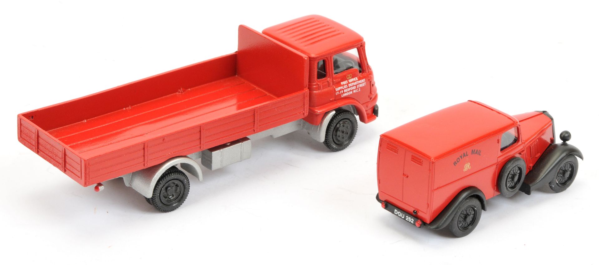 Promod Resin/White Metal A Pair (1) "Royal Mail" Ford Type y - Red and (2) " Post Office Supplies... - Image 2 of 2