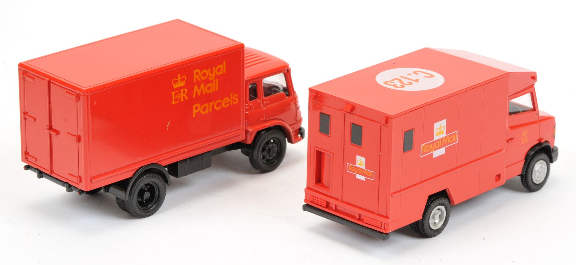 Promod Resin/White Metal A Pair (1) "Royal Mail" Mercedes Armoured Type 4 Red and (2) "Royal Mail... - Image 2 of 2