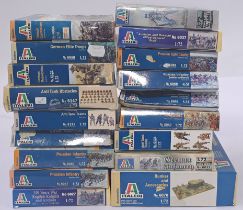 Italeri a mixed boxed group of 1/72 scale Soldiers and building accessories to include No.6084 Fr...