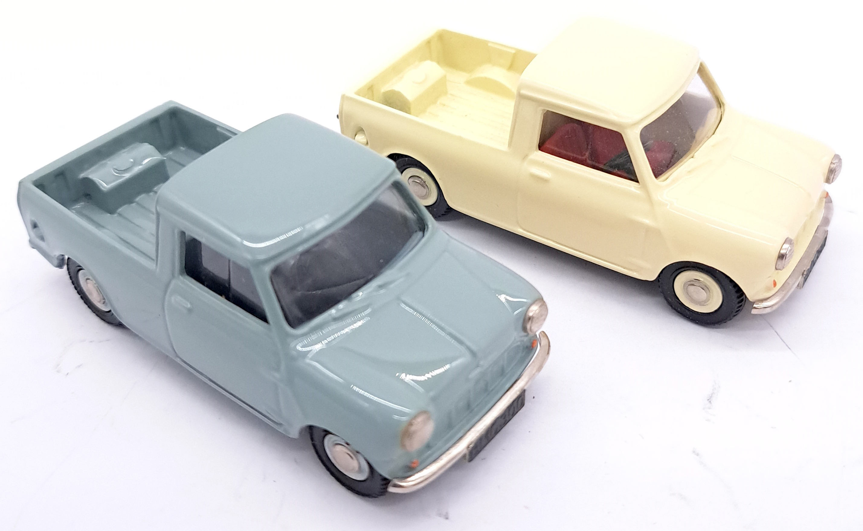 BMC, British Motoring Classics, a boxed pair of white metal Mini Pick-Up models - Image 4 of 6
