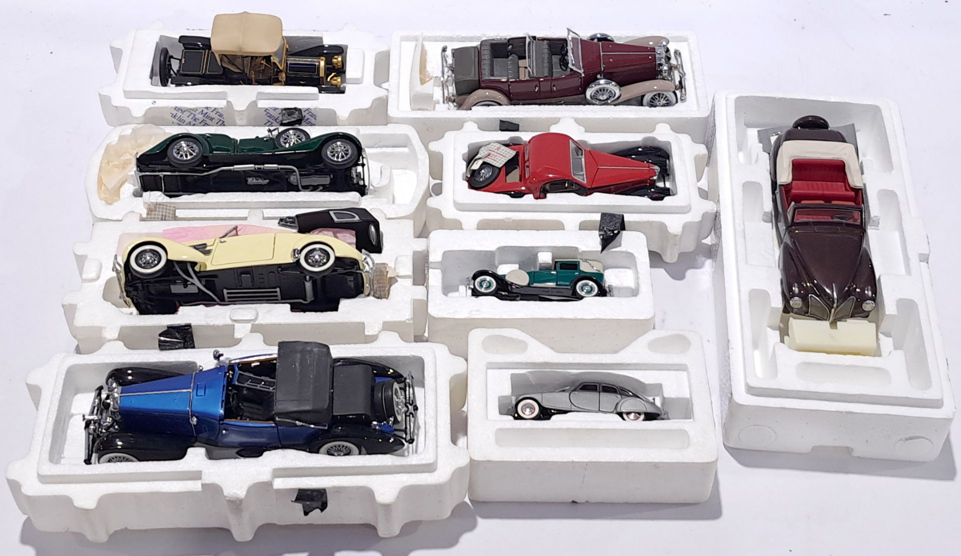 Franklin Mint a mixed group of Cars with polystyrene boxes (No outer boxes). Not checked for comp... - Image 2 of 2