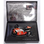 Minichamps 122980046 - "Valentino Rossi" - 1/12 scale Aprillia 250ccm Assen GP 1998. Conditions g...