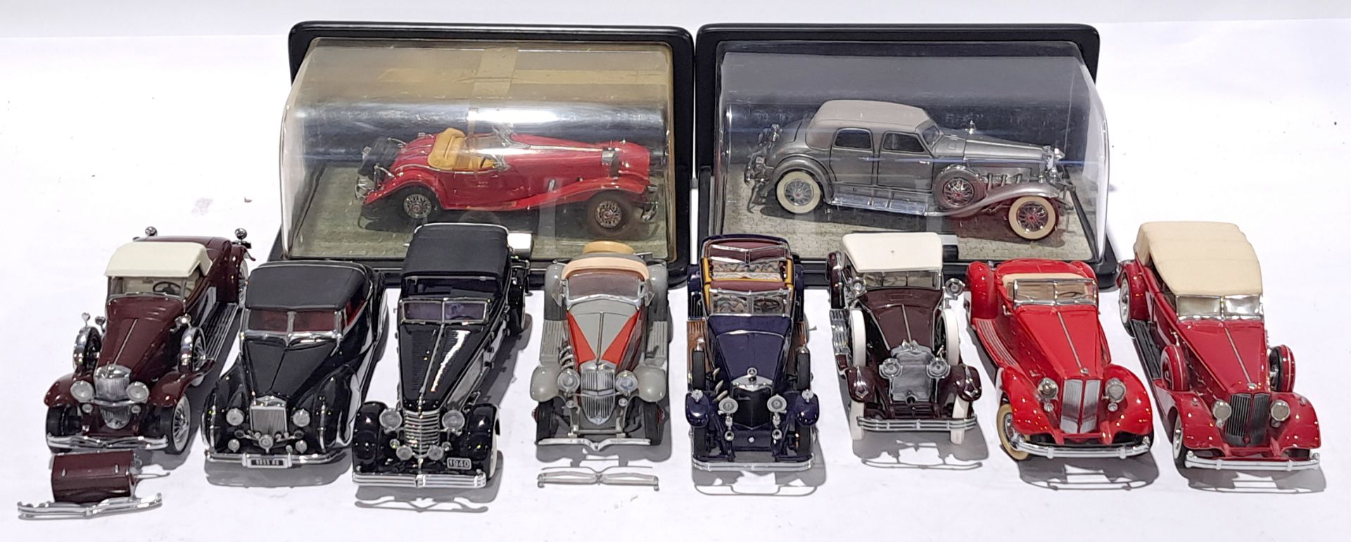 Franklin Mint a mixed group of Cars with mostly no boxes. Not checked for completion or correctne...