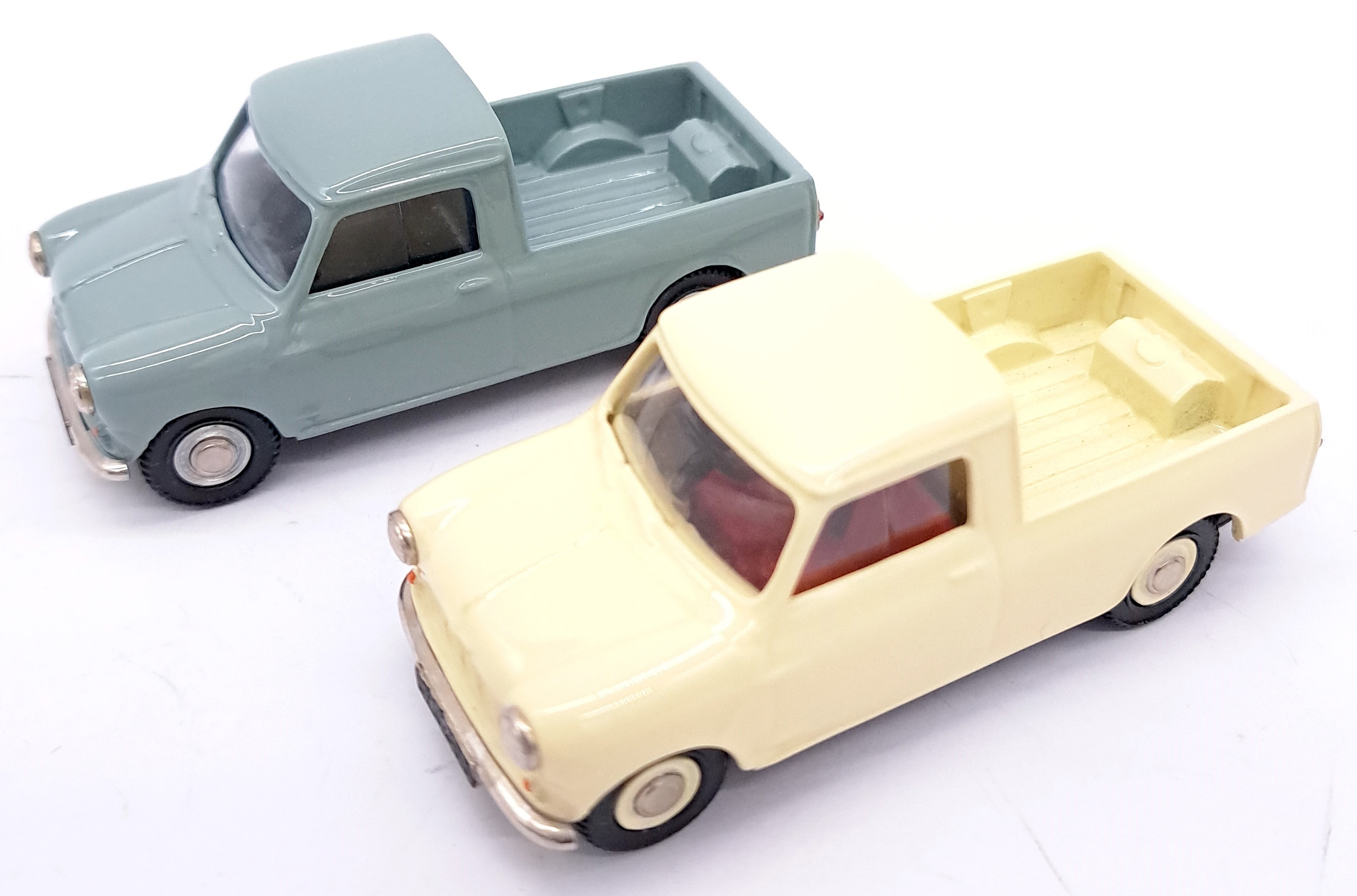 BMC, British Motoring Classics, a boxed pair of white metal Mini Pick-Up models - Image 2 of 6
