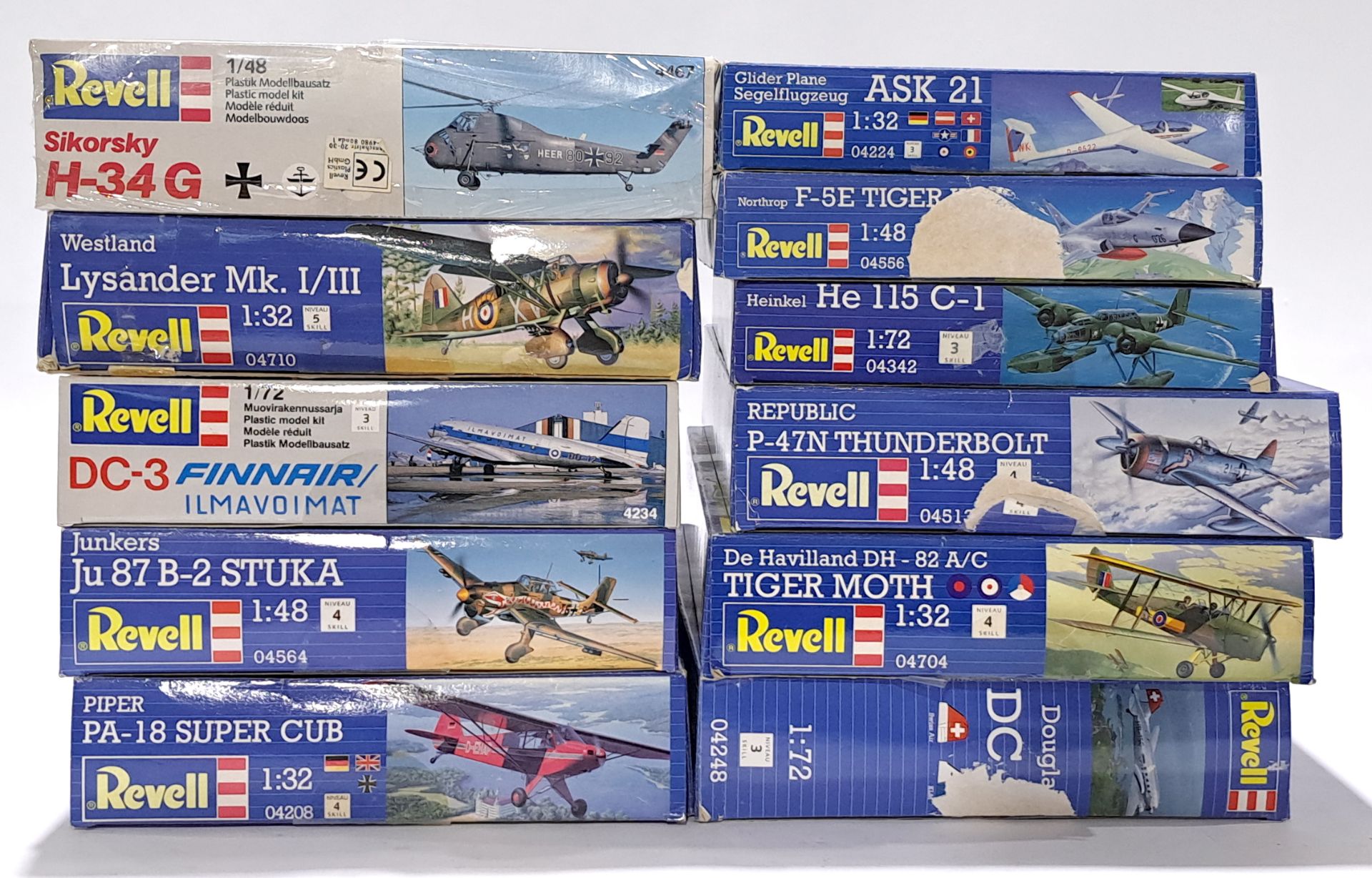 Revell, a mixed boxed group of 1/72 and similar scale Planes, to include #04208 PA-18 Super Cub, ...