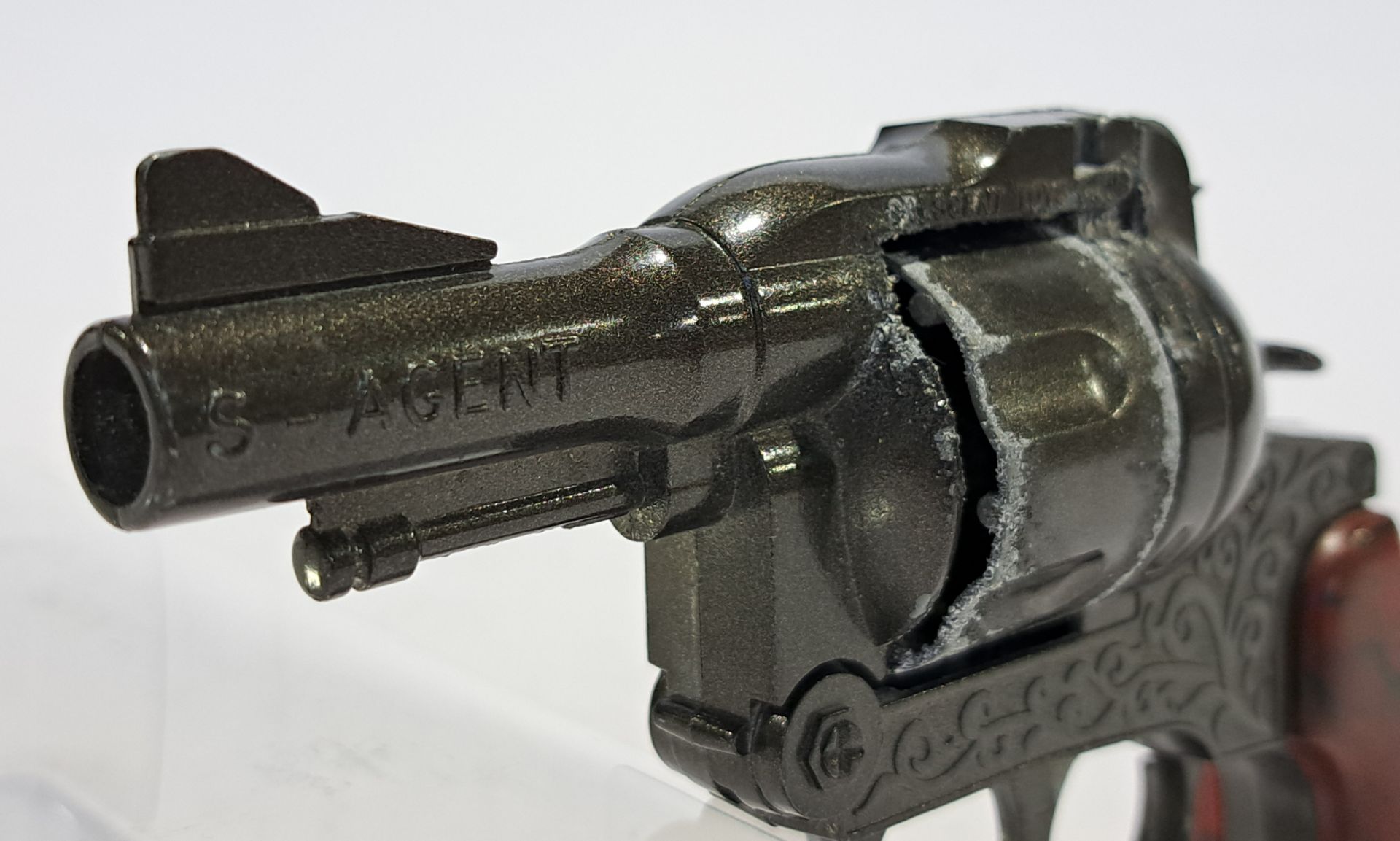 Crescent Toys S-Agent Revolver cap gun - Image 4 of 5