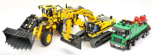 Lego Technic group (1) 8043 Motorised  Excavator (2) 42030 Volvo L350F Wheel Loader (3) 42008 Gre...