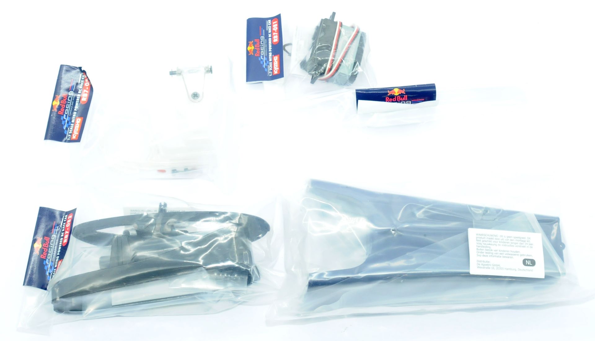 Deagostini  - 28 boxes comprising of Redbull F1 Racing parts - Image 2 of 2
