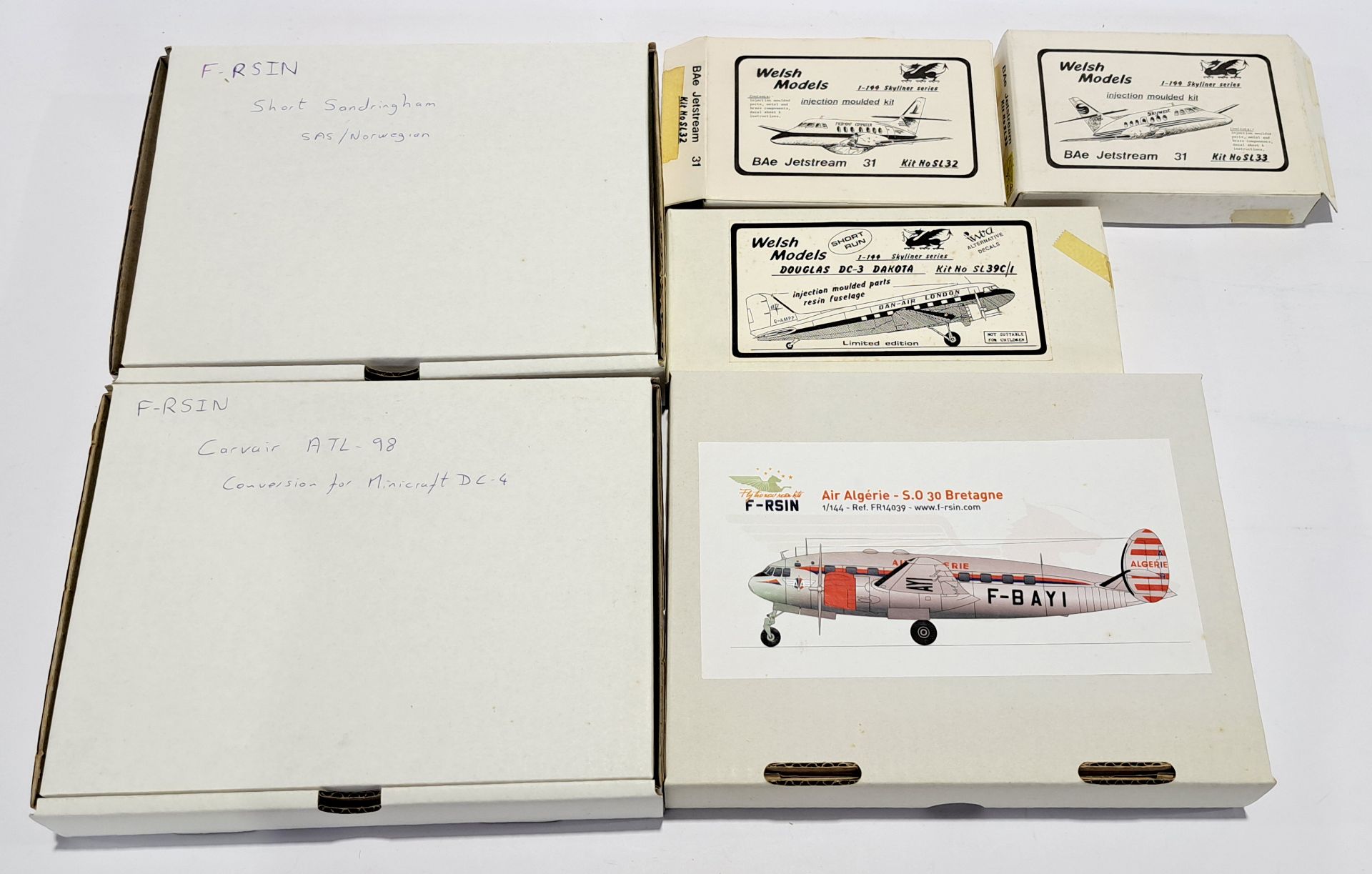 F-Rsin, Airfix & similar, a boxed unmade 1:144 Civilian Aircraft plastic kits - Image 2 of 4