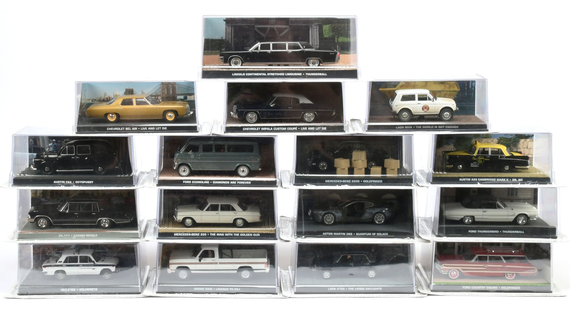 GE Fabbri Ltd, James Bond 007 related Magazine Issue models comprising, Lincoln Continental  "Thu...