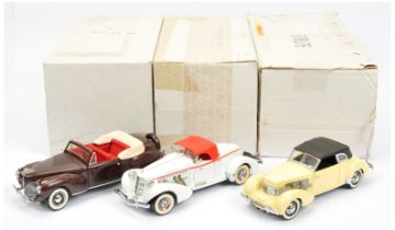 Franklin Mint a boxed group of model cars comprising of (1) B11PT92 1935 Auburn 851 - white, (2) ...