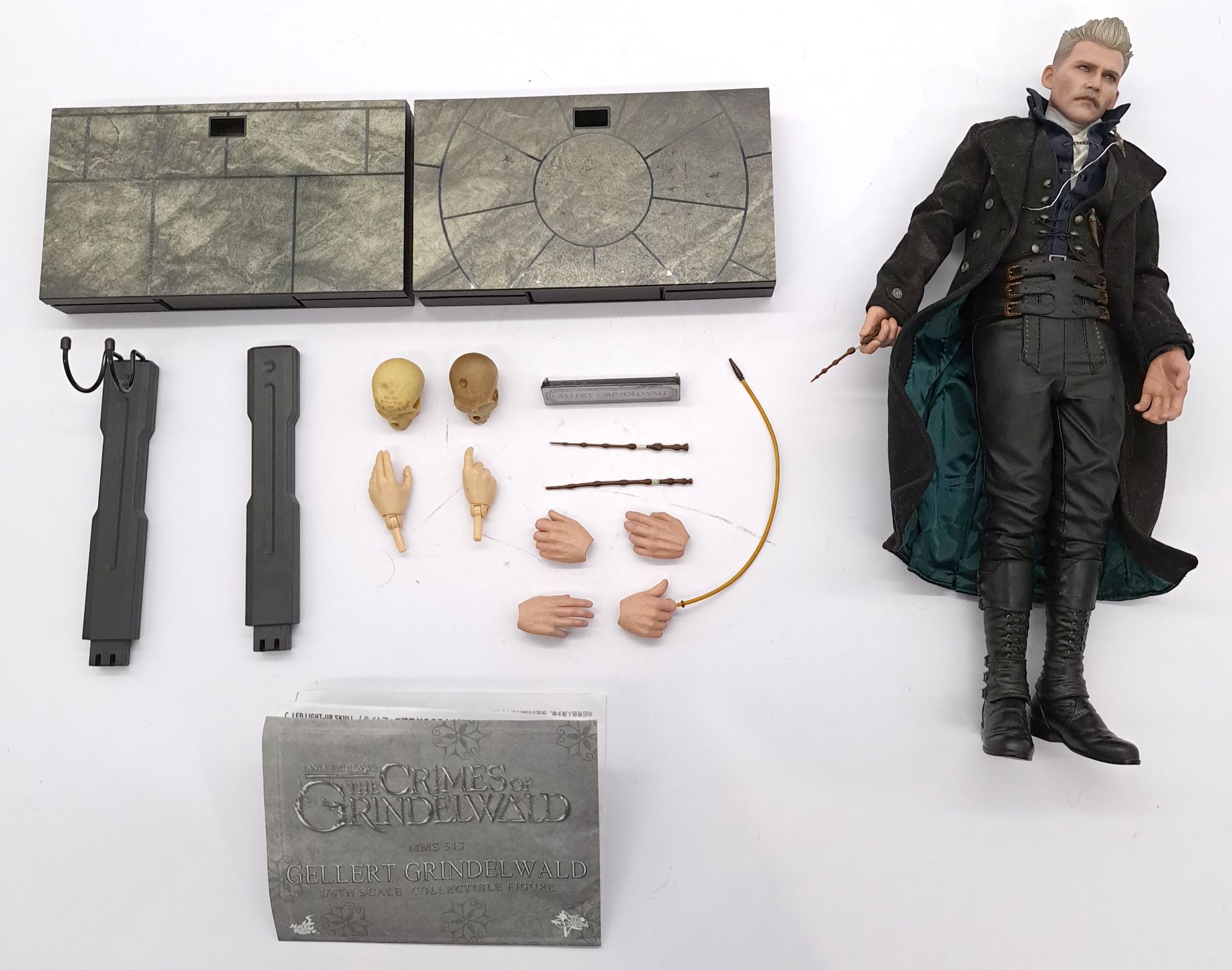 Hot Toys Fantastic Beast 1/6 Scale Gellert Grindelwald Figure