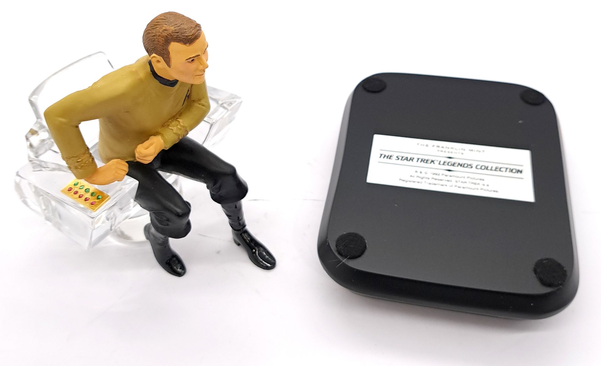 The Franklin Mint Star Trek Legends Captain James T Kirk Die-cast Figure, with Display Plinth - Bild 2 aus 2