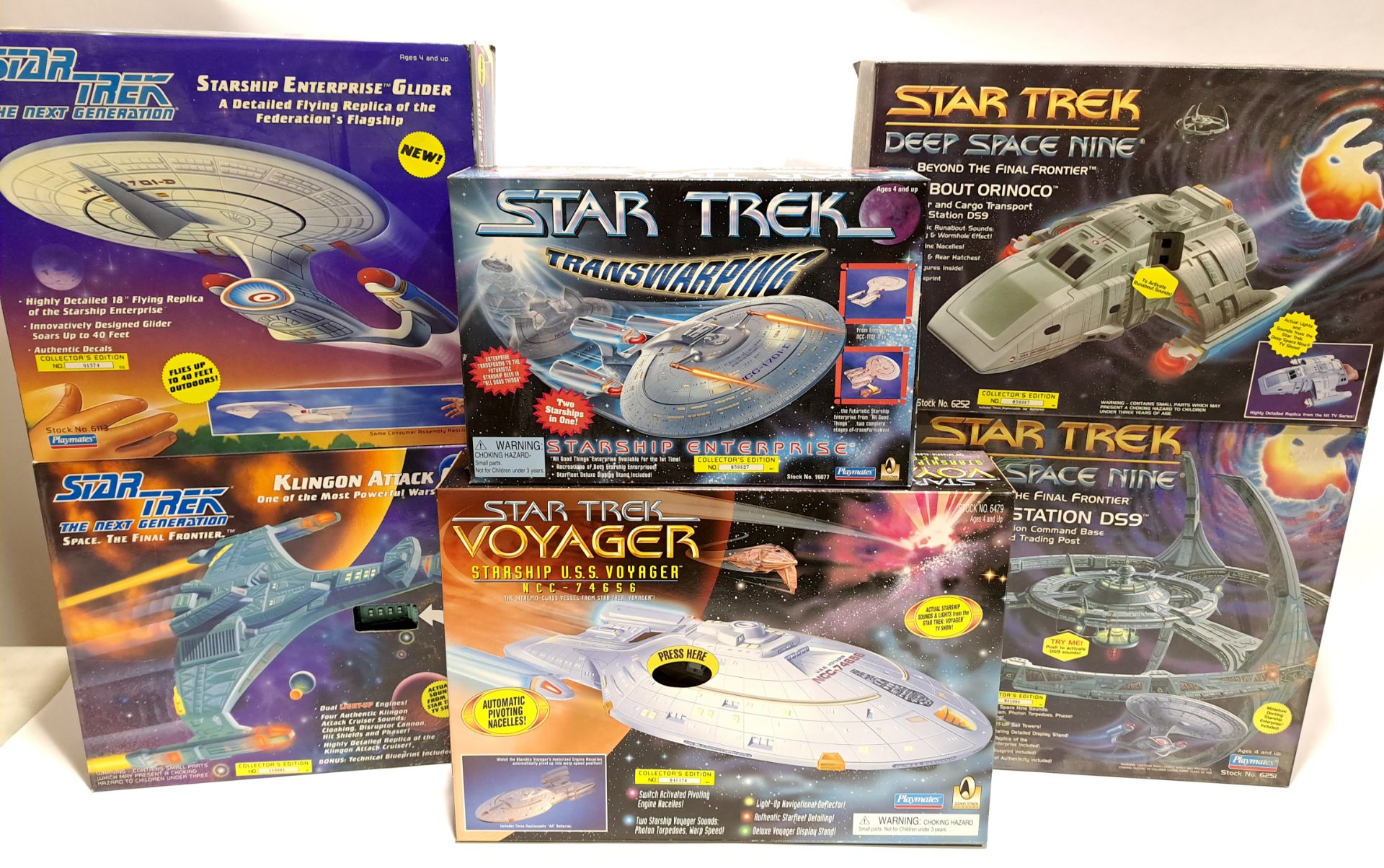 Quantity of Playmates Star Trek Vehicles Playsets