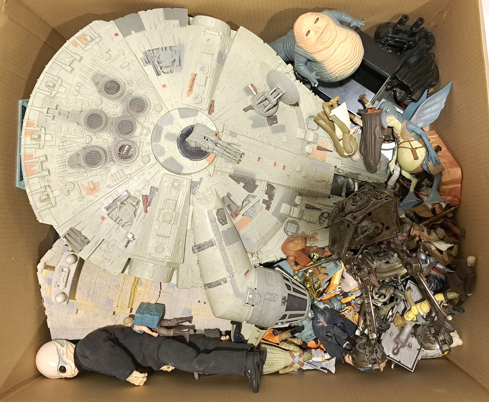 Quantity of mixed Loose Hasbro Star Wars modern collectibles