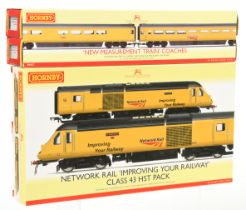 Hornby (China) R3769 containing Network Rail HST train pack