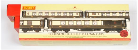 Hornby China R4169 "Bournemouth Belle" pullman Cars coach pack.