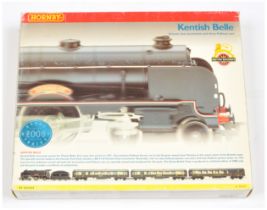 Hornby Railways R2079 (Limited Edition) "Kentish Belle" Train pack