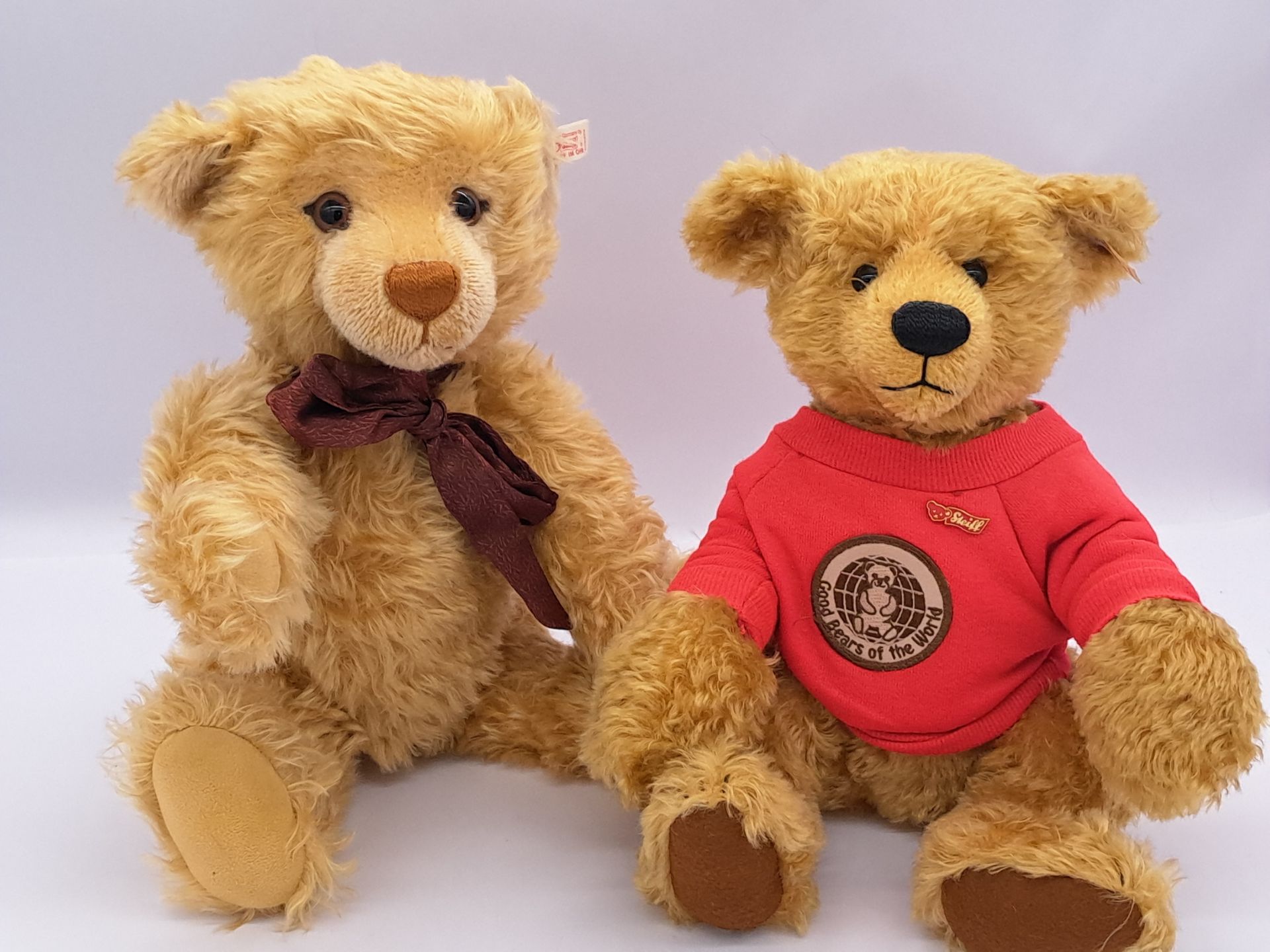 Steiff pair of bears: (1) Good Bears of the World Gulliver; (2) Steiff Millennium teddy bear