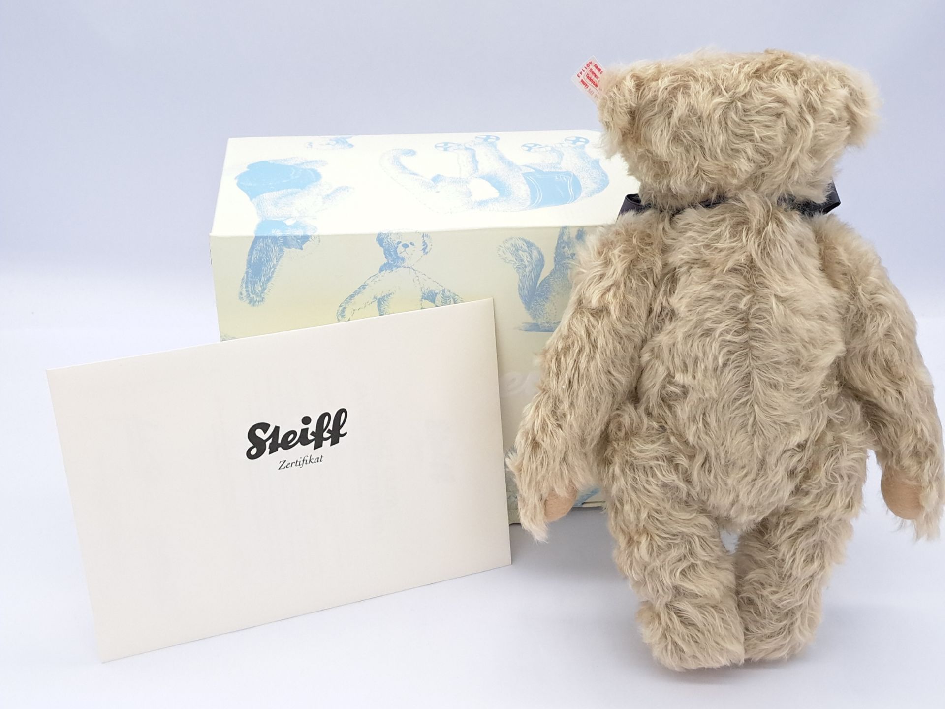 Steiff Club Annual Edition 2011 teddy bear - Bild 2 aus 2
