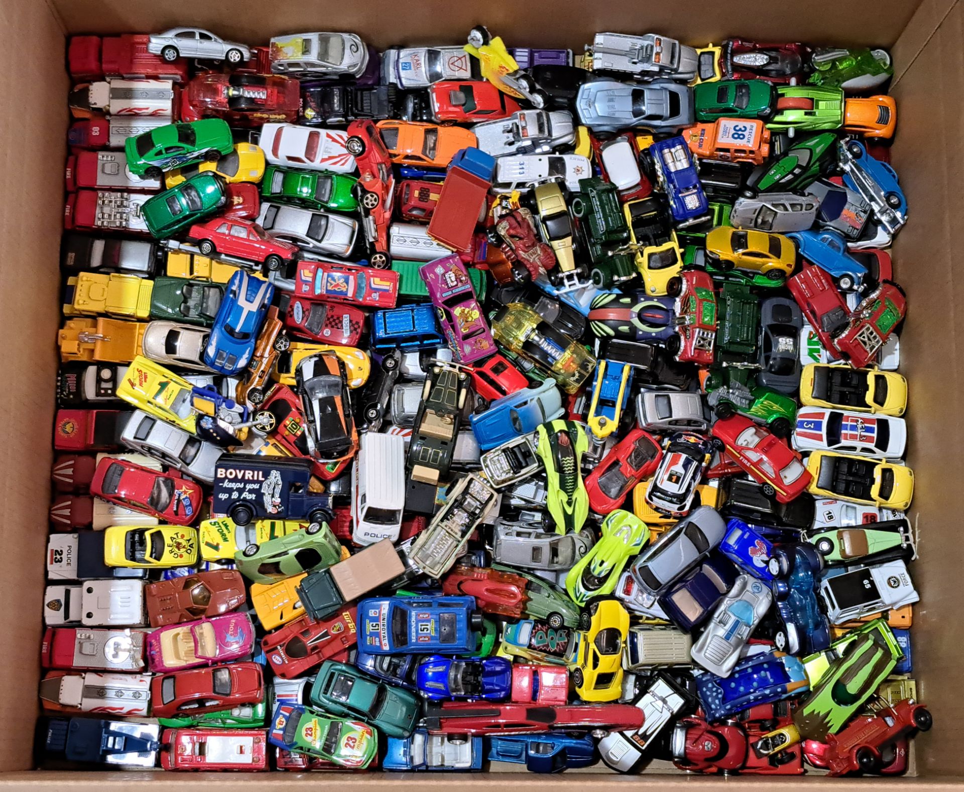 Majorette, Mattel, ERTL & similar, a large quantity of unboxed vehicles