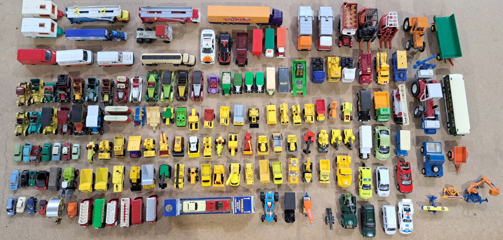 Corgi, Matchbox, Majorette & similar, a large quantity of unboxed mixed vehicles