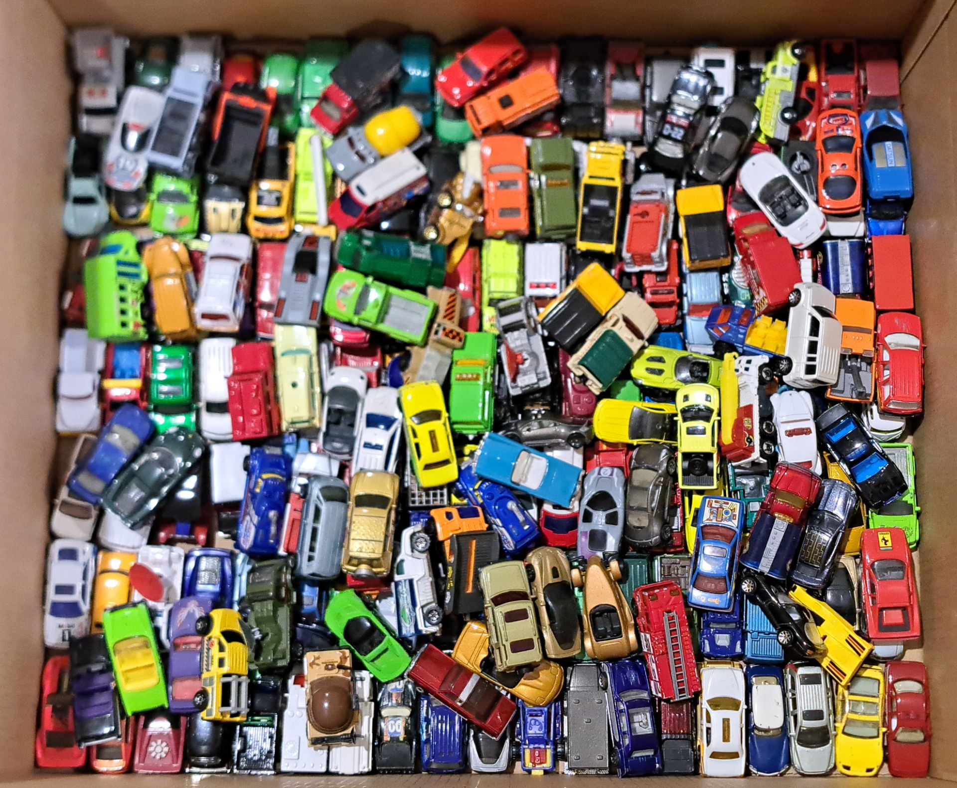 Matchbox, a large quantity of unboxed vehicles