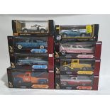 Road Signature & Maisto 1:18 scale & similar, a boxed group of vehicles