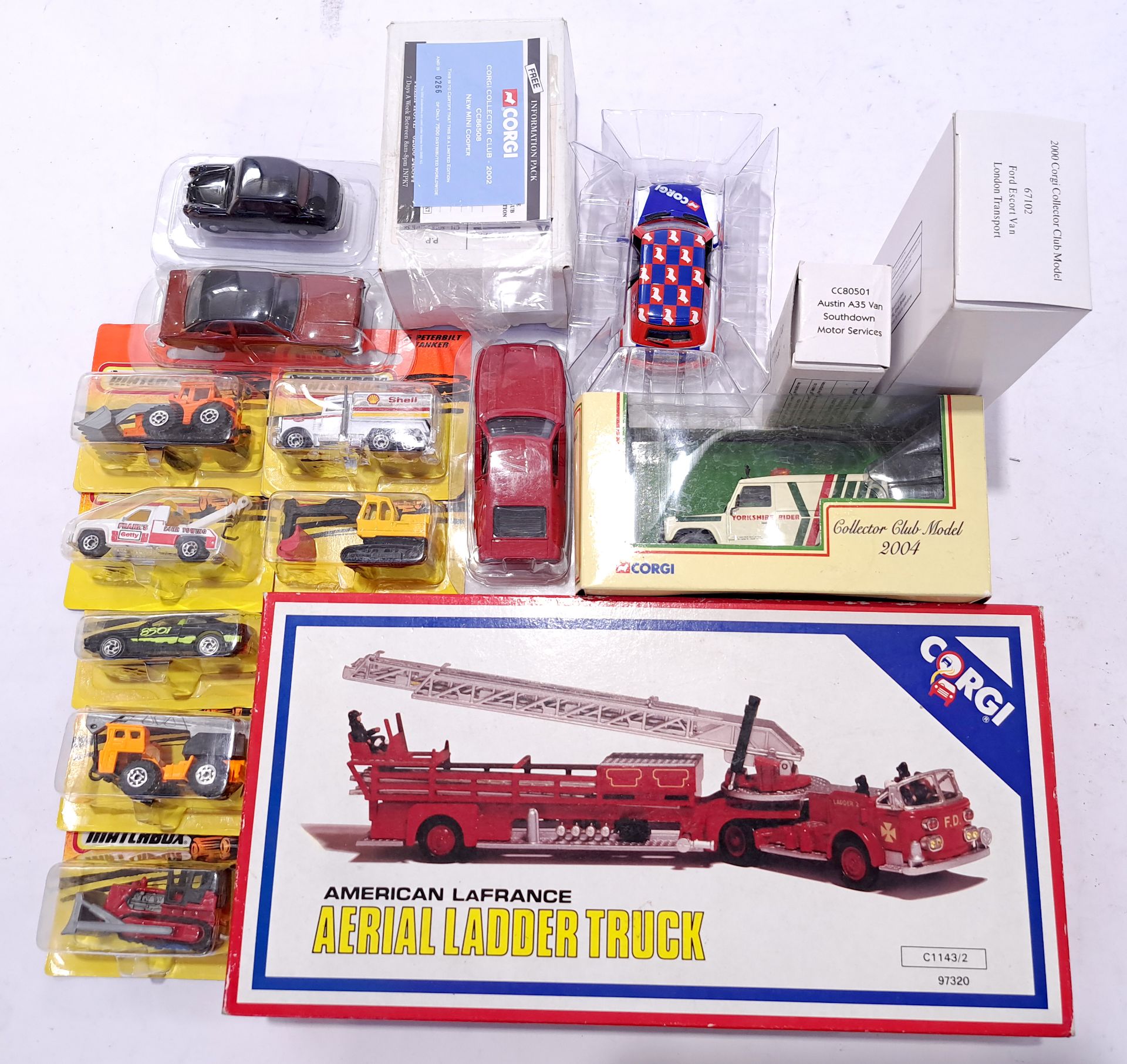 Corgi and Matchbox a mixed boxed and unboxed group. Conditions generally appear Excellent Plus in...