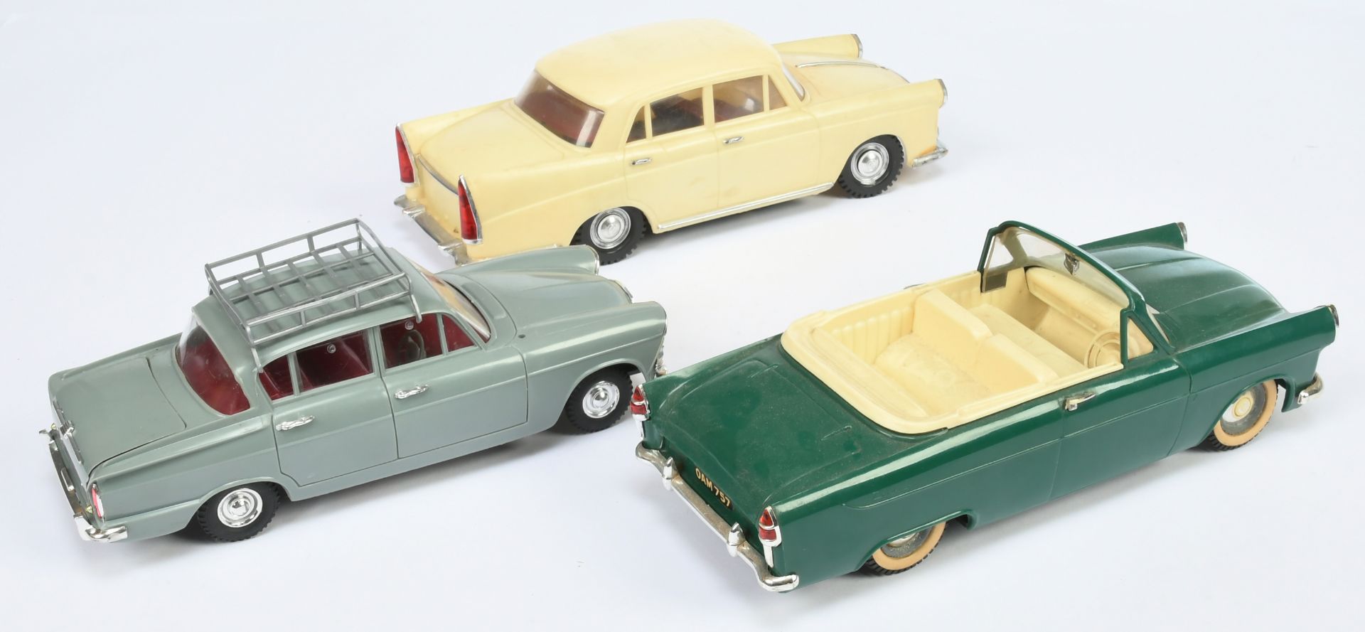 A group of plastic battery operated cars (not tested), Manufactured by Triang, TAT and OK Toys re... - Image 2 of 2