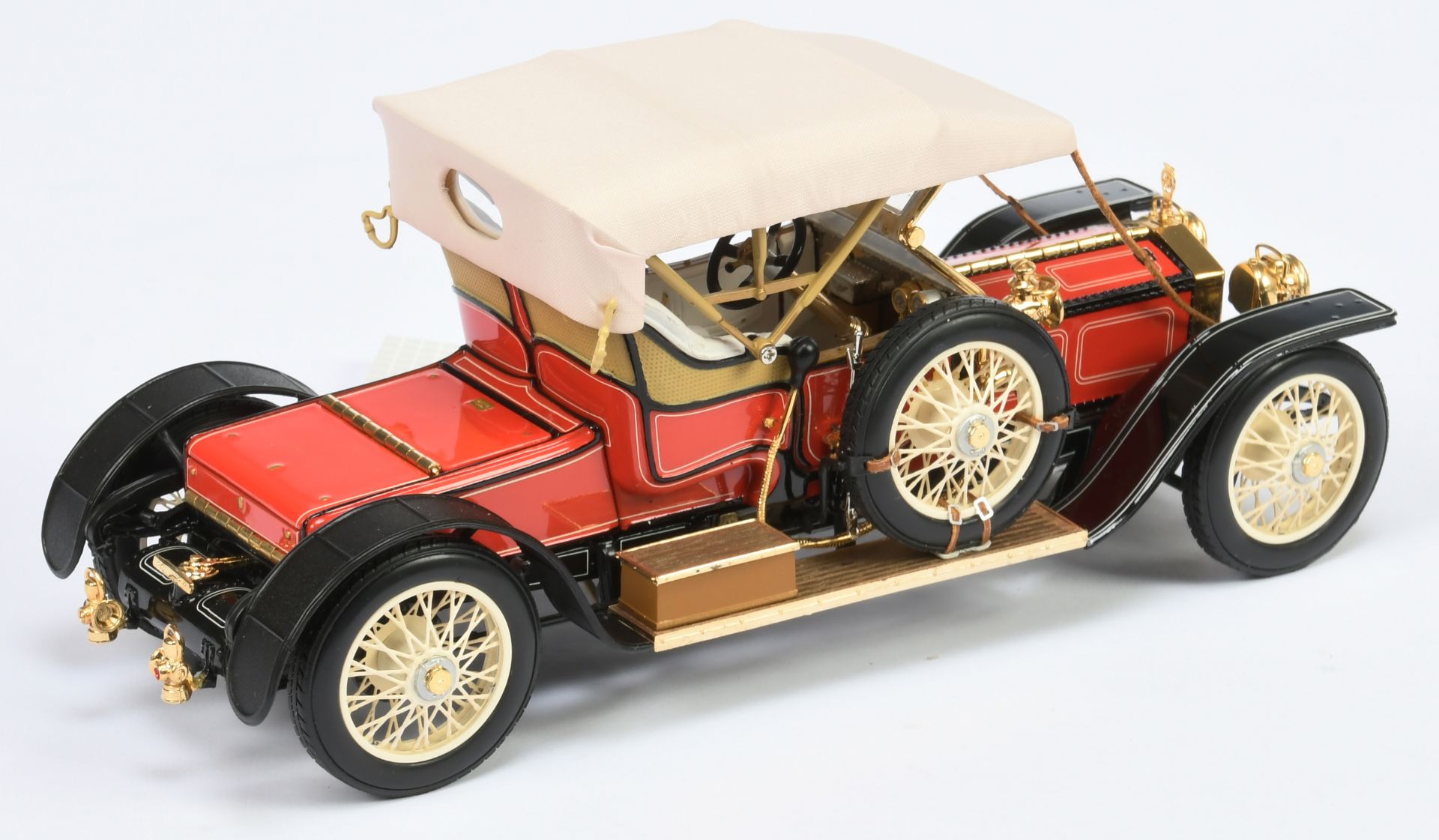 Franklin Mint B11XN60 1/24th scale 1910 Rolls Royce Balloon Roadster with FM Paperwork - Near Min... - Image 2 of 2