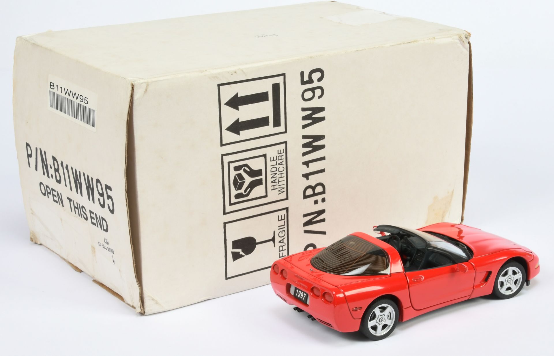 Franklin Mint B11WW95 1/24th scale 1997 Corvette with FM Certificate of Authenticity - Near Mint ... - Image 2 of 2