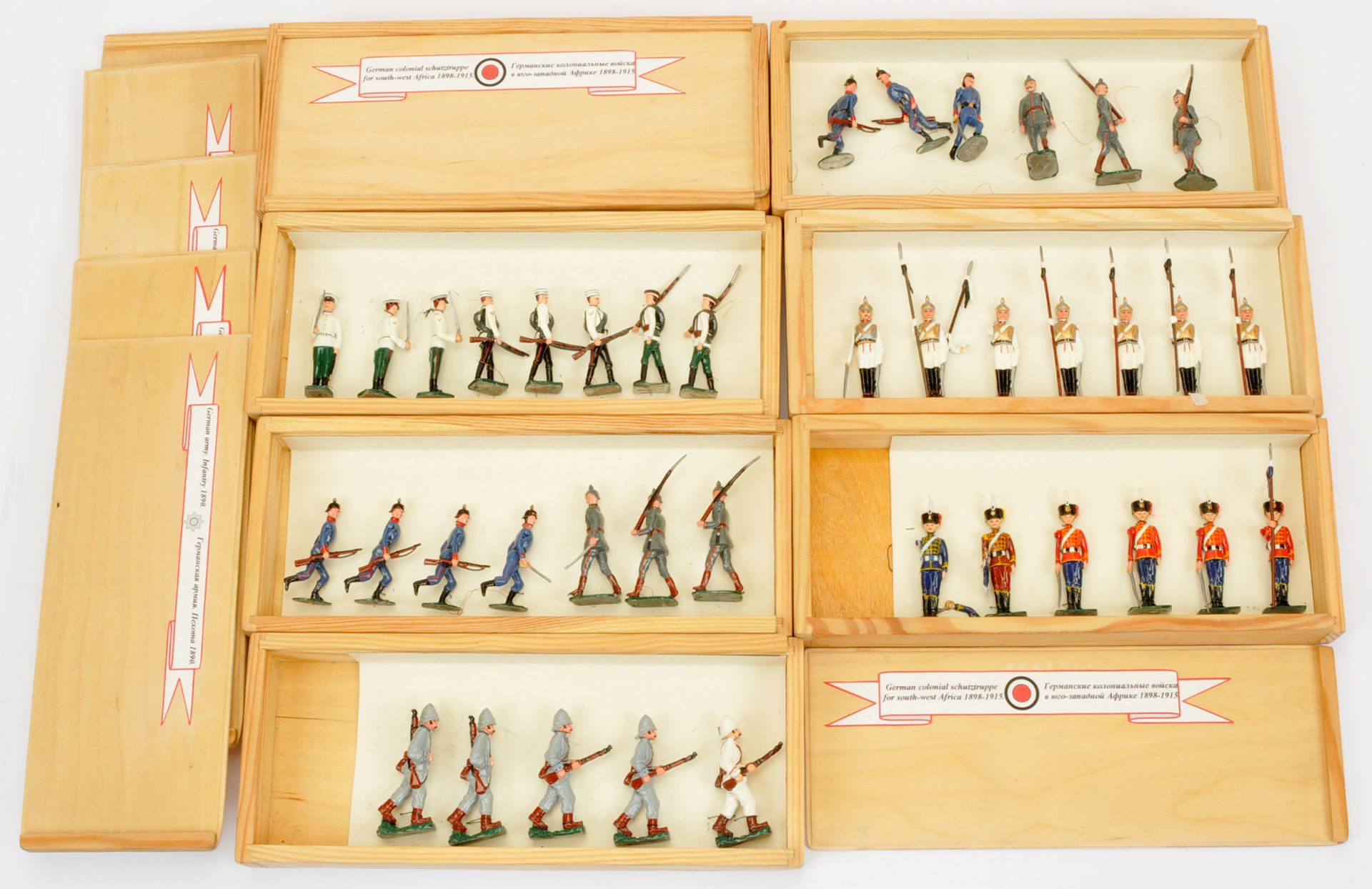 Unbranded Military Figure Sets - Including 'Russian army...'