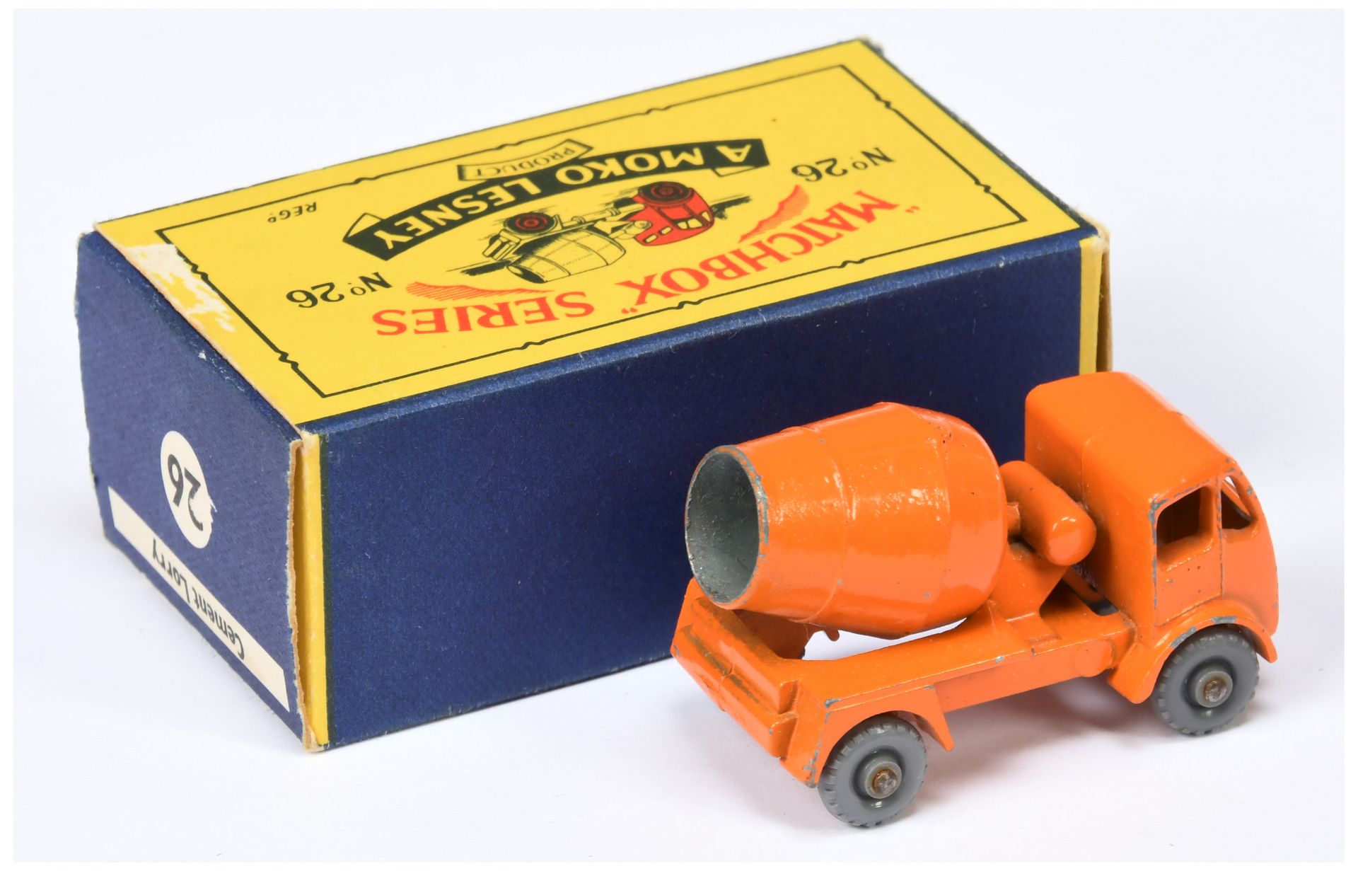 Matchbox Regular Wheels 26a ERF Cement Mixer - Image 2 of 3