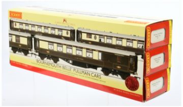 Hornby (China) R4169 "Bournemouth Belle" Pullman Cars coach pack.