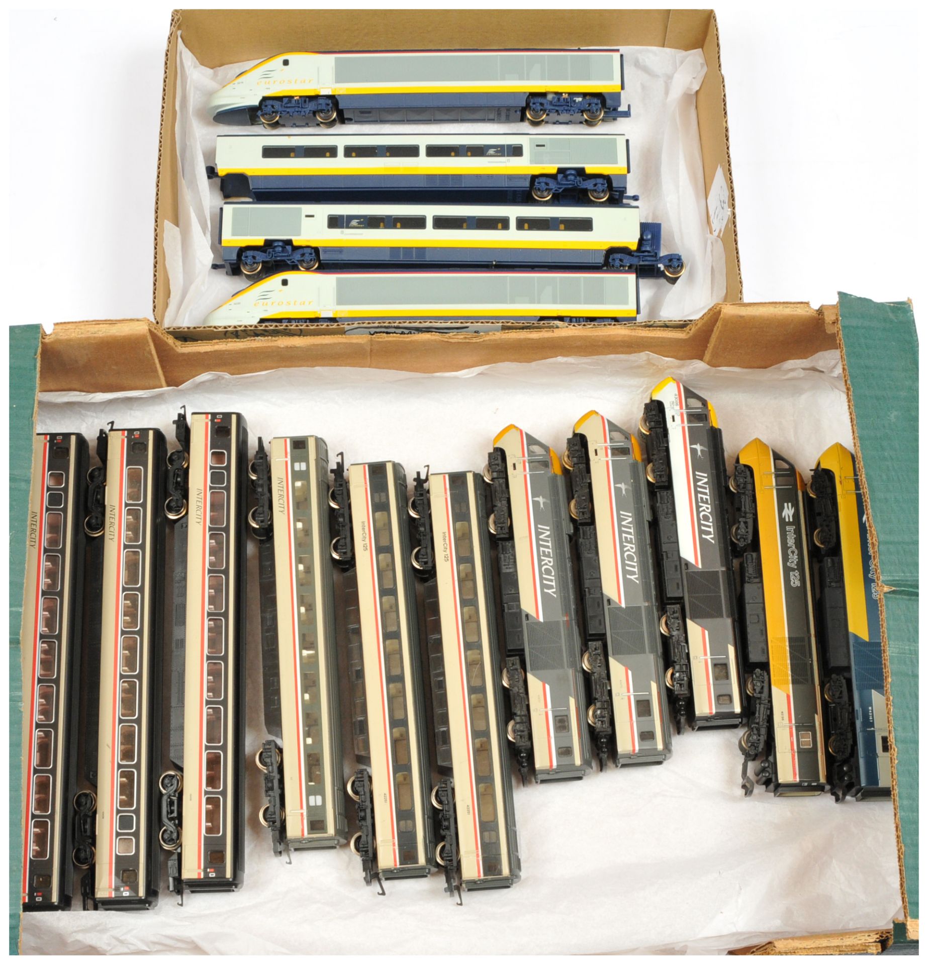 Hornby an unboxed group of HST's and Coaches to include