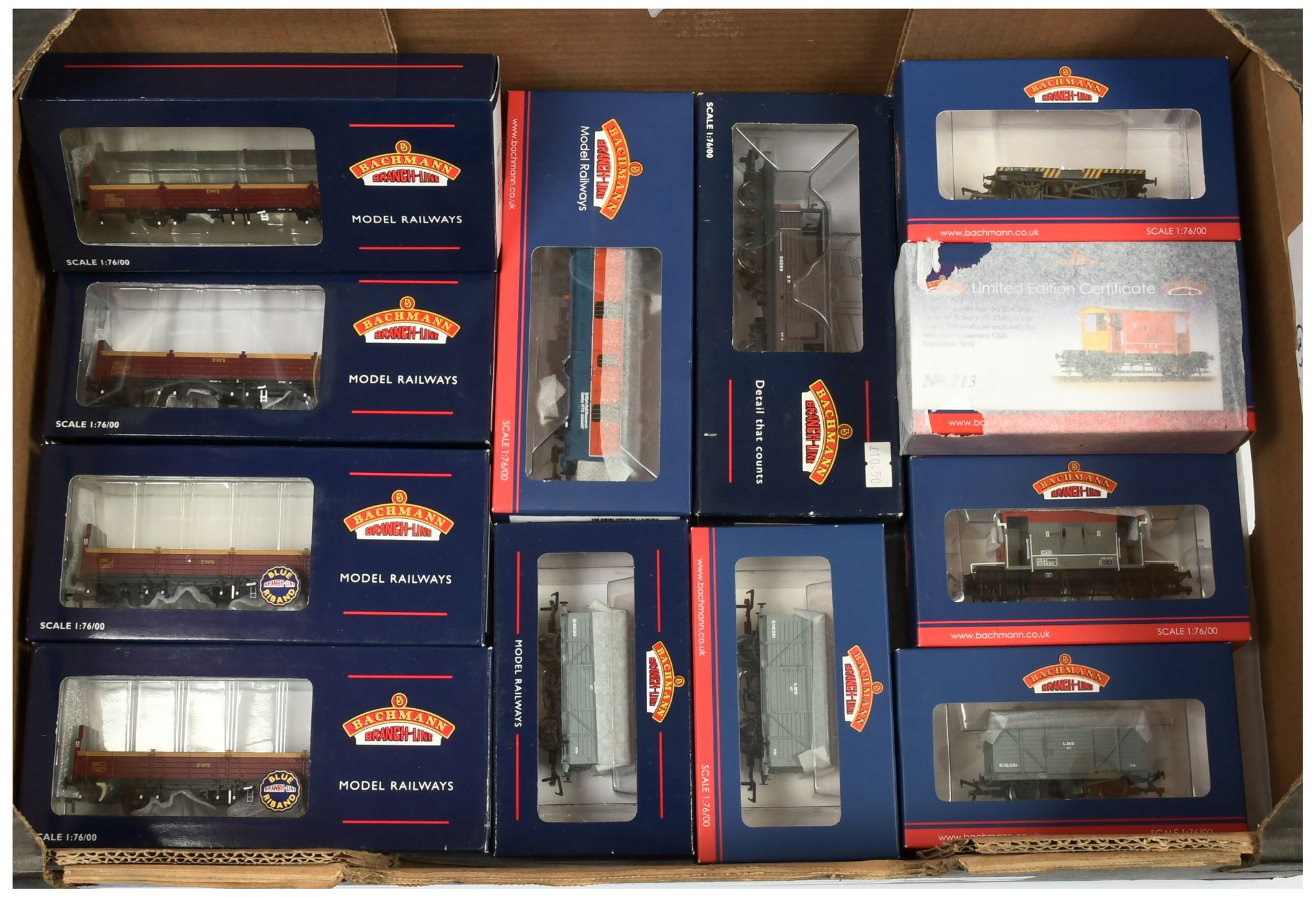 Bachmann a boxed group of Rolling Stock to include 