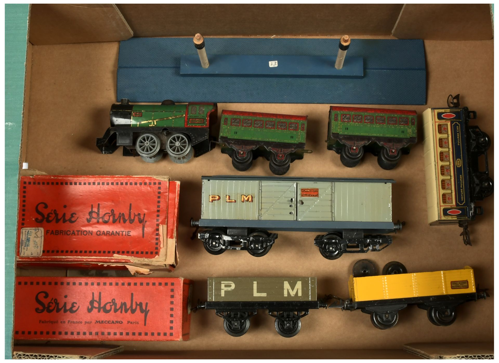 Hornby O Gauge France Loco & Rolling Stock & other items.