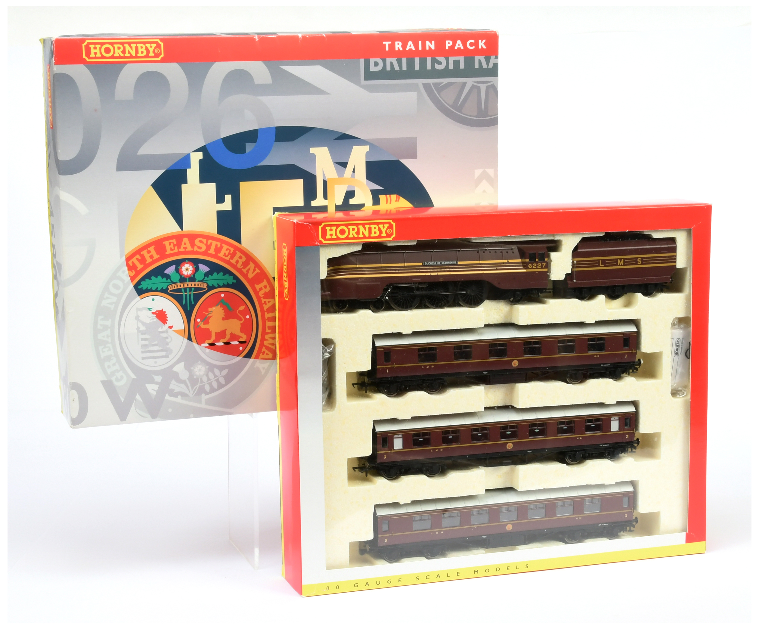 Hornby (China) R2659M (Limited Edition) "The Royal Highlander" Train Pack 