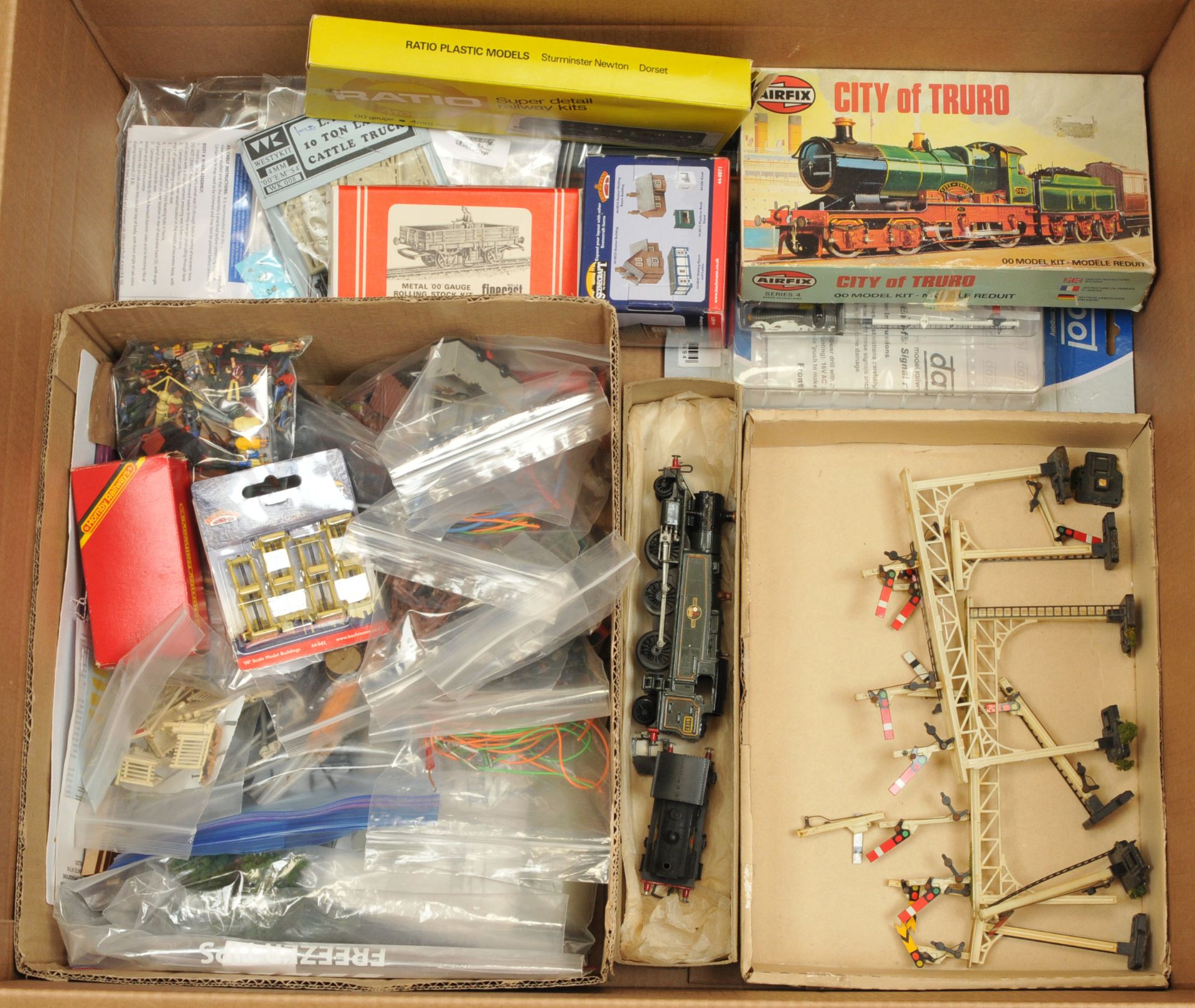 Bachmann, Dapol & Similar a mixed group of Parts, Accessories and Unassembled/ Part Built Kits to... - Image 5 of 5