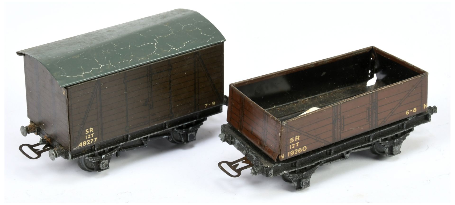 Hornby Dublo a pair of unboxed Pre-War SR Wagons comprising of 