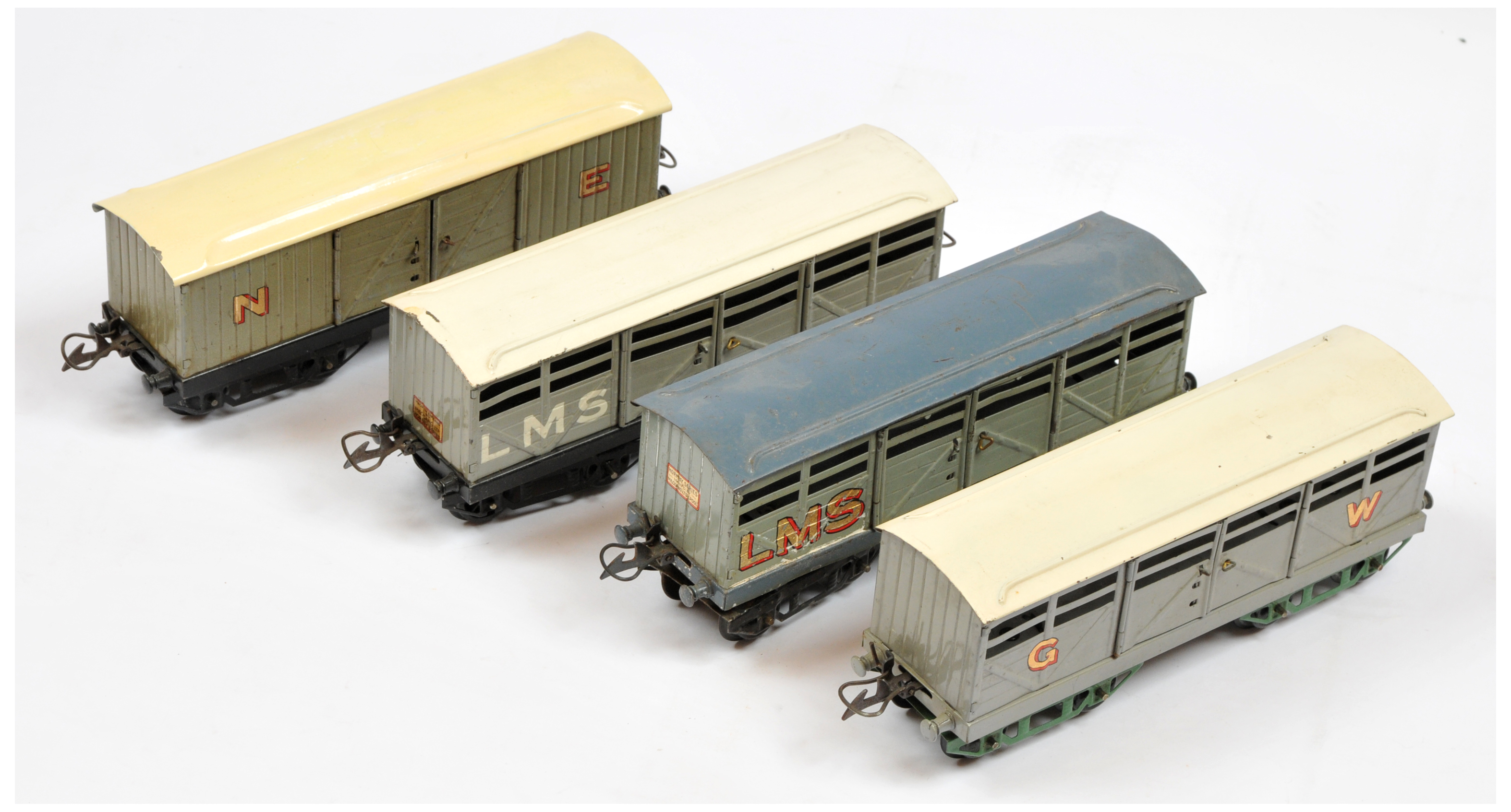 Hornby Series O Gauge Group of Cattle Trucks & Luggage Van.
