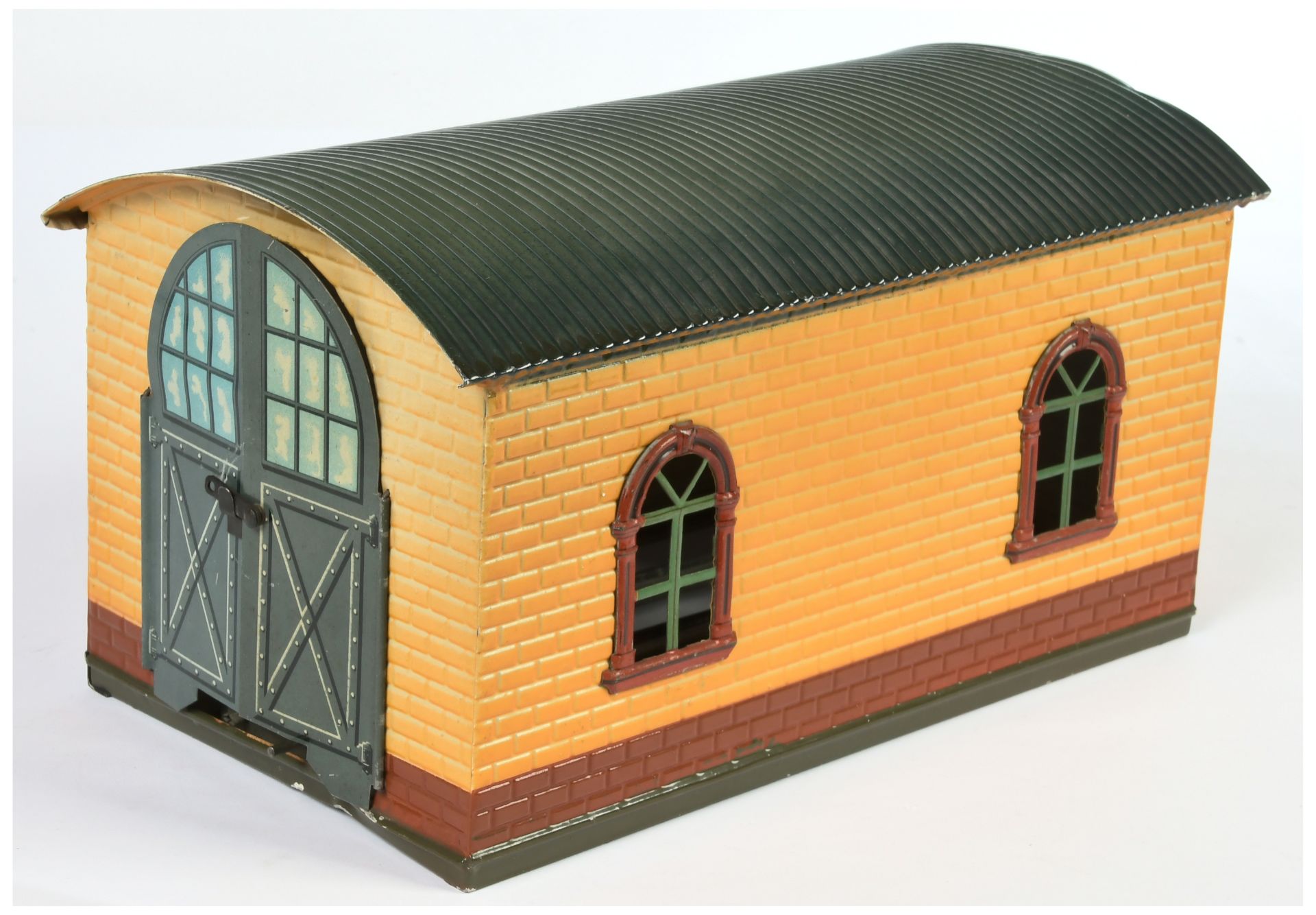 Bing or Similar tinplate 0 gauge Engine shed 1920's