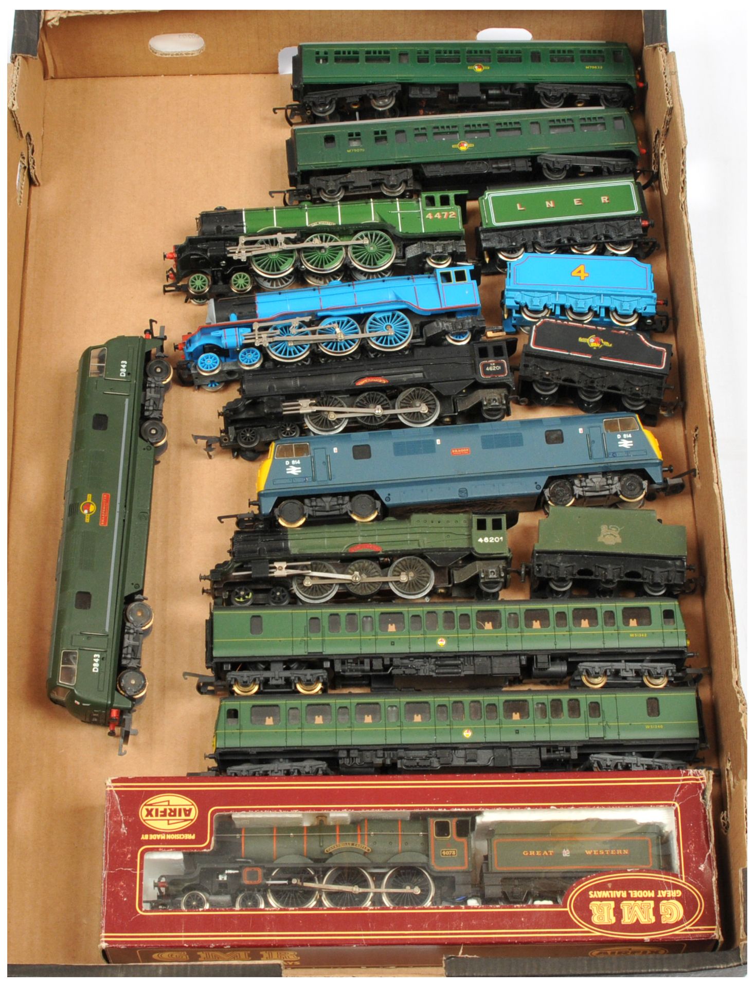 Hornby, Airfix & Similar a mainly unboxed group to include