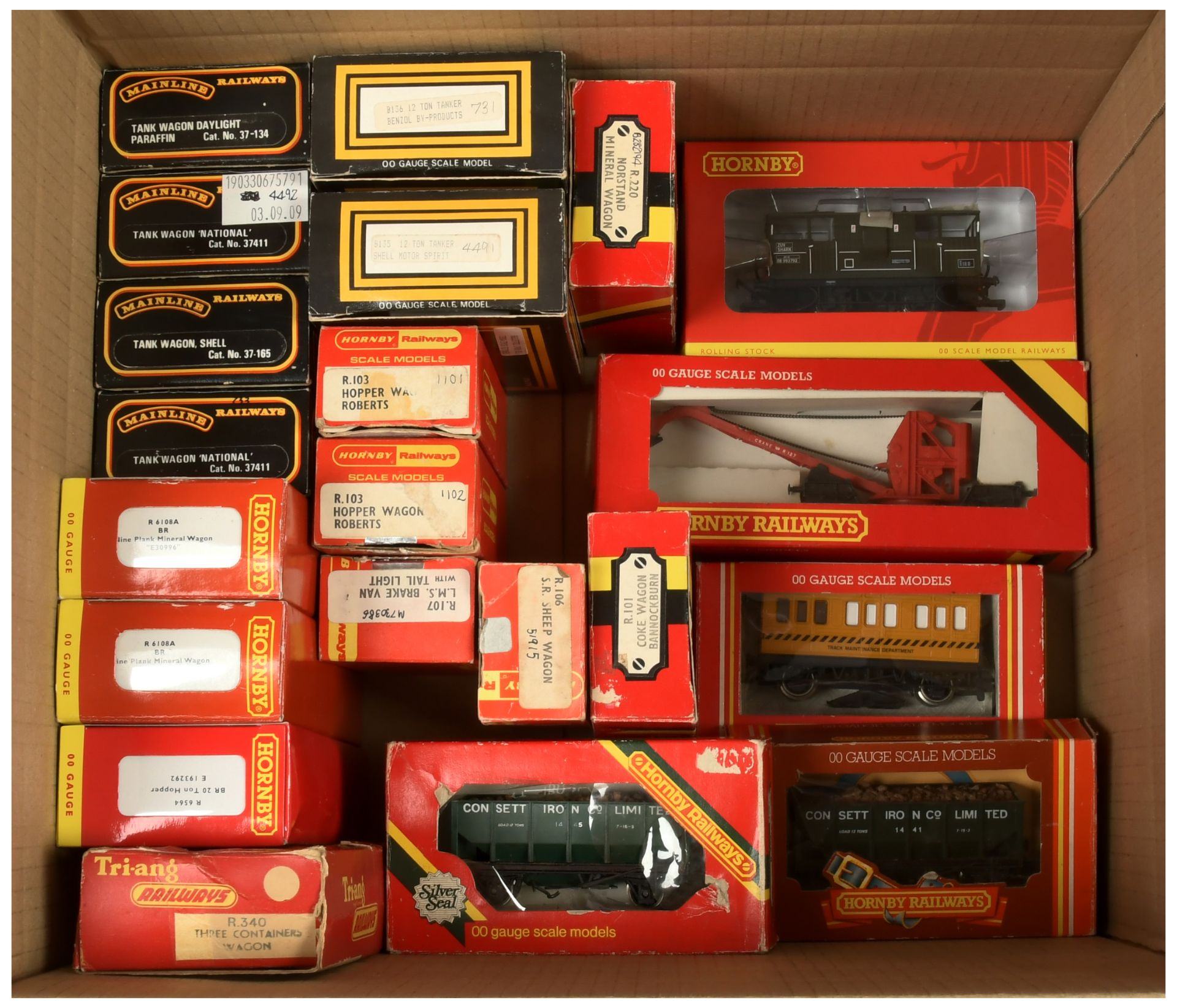 Hornby & Similar a mixed group of Wagons to include